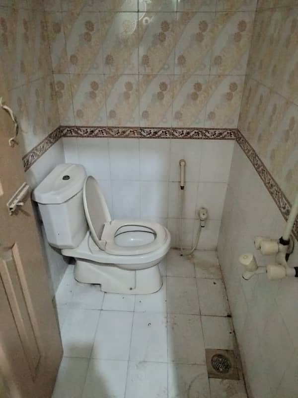 4 marla ground floor for rent