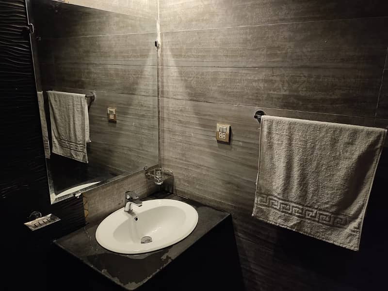 1030sq. Ft Luxury Family Apartment For Rent