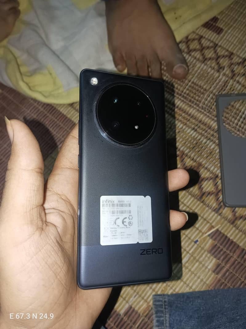 infinix zero 40 10 by 10