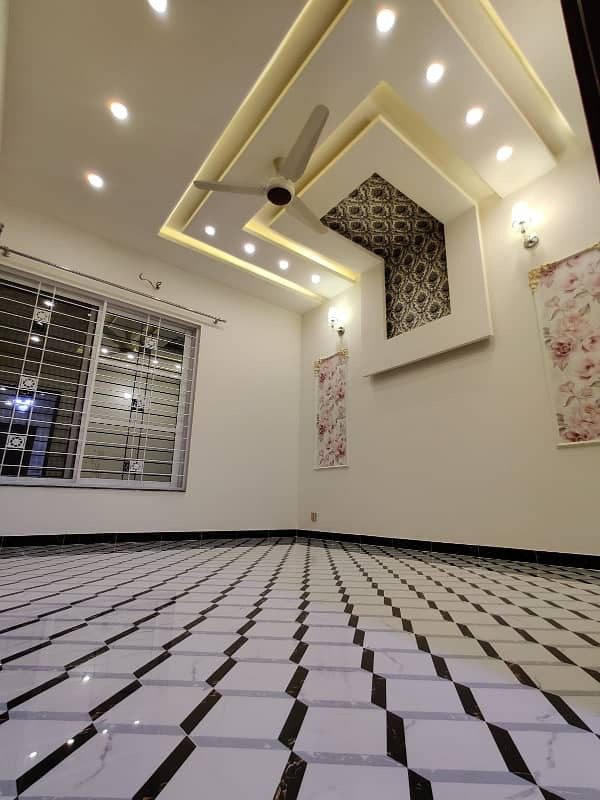 5 Marla Brand New House For Rent In Park View City Lahore.