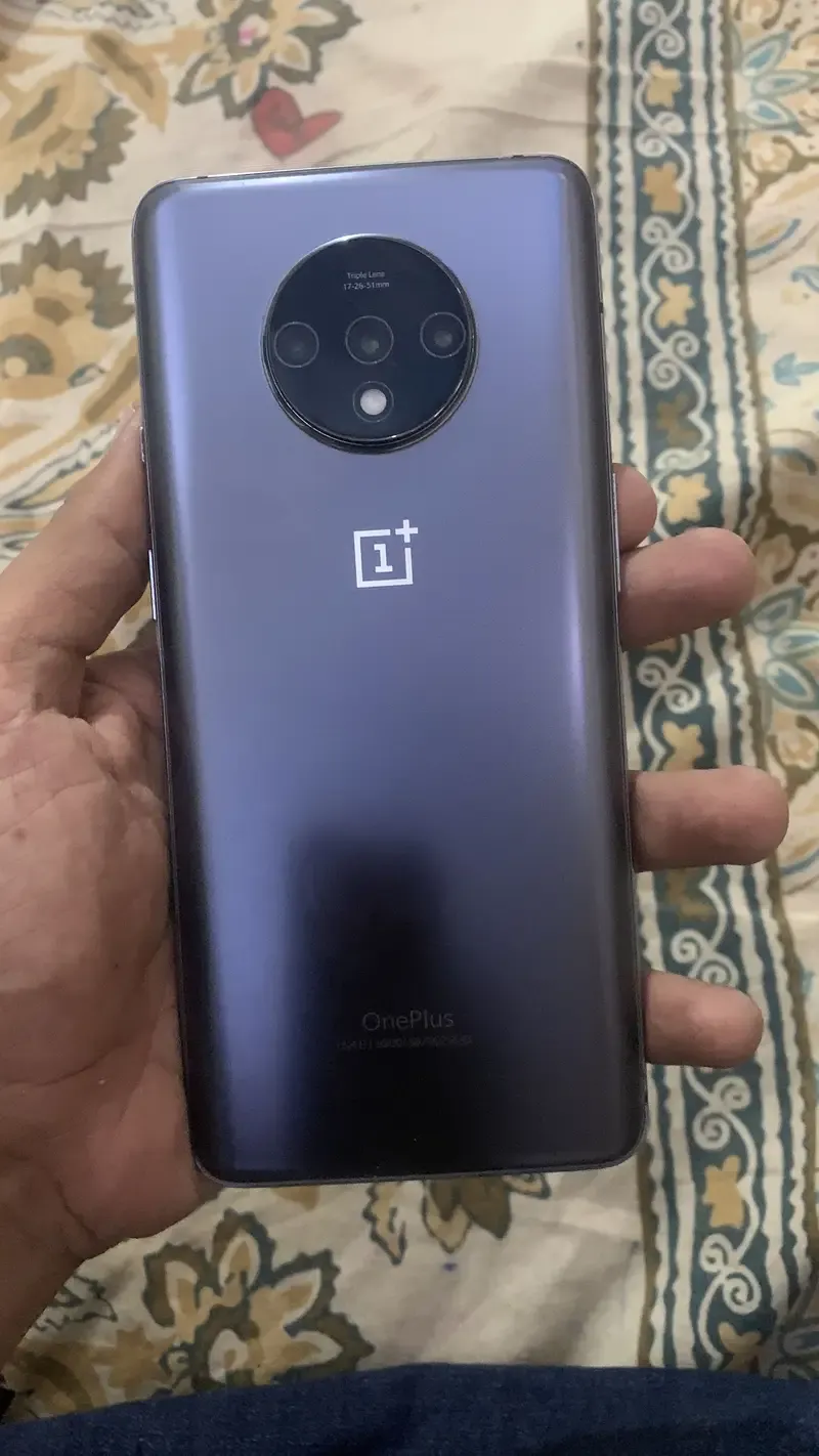 One plus 7t 8/128 single sim condition 10/9