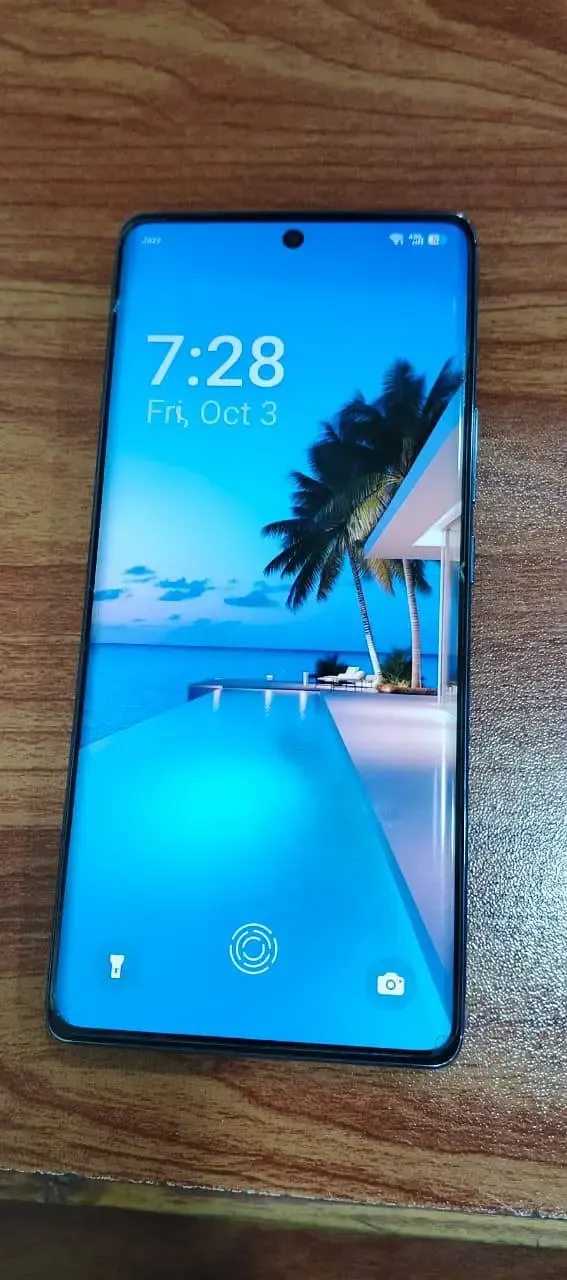 Tecno camon 30s (8+256) 5 month warranty