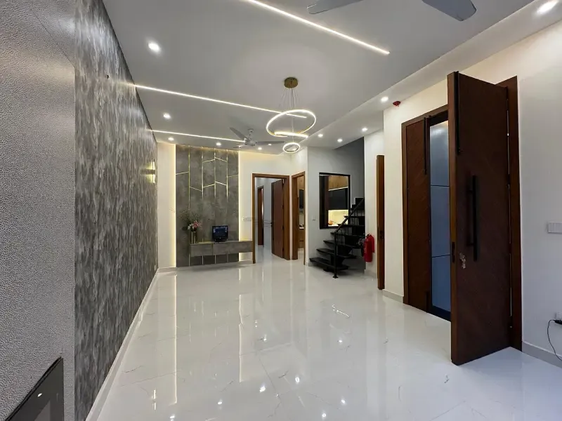 LUXURY 5 MARLA BUNGALOW FOR RENT | DHA 9 TOWN | AFFORDABLE COMFORT