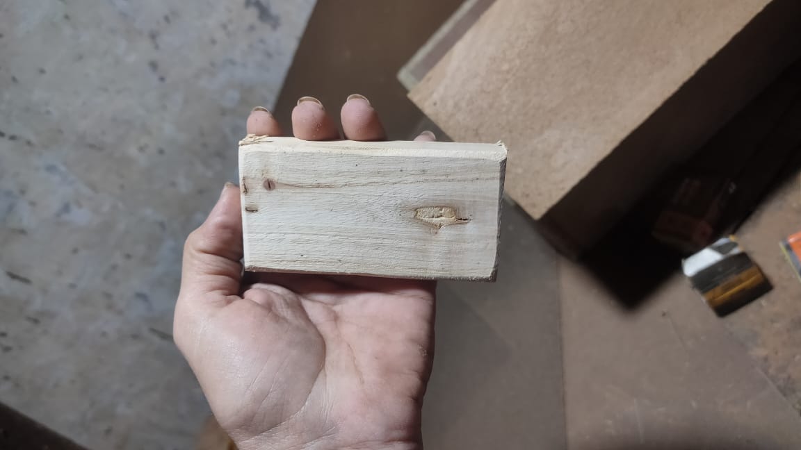 Multipurpose Wooden Blocks Set – Natural Wood Craft Pieces for DIY Projects, Home Use